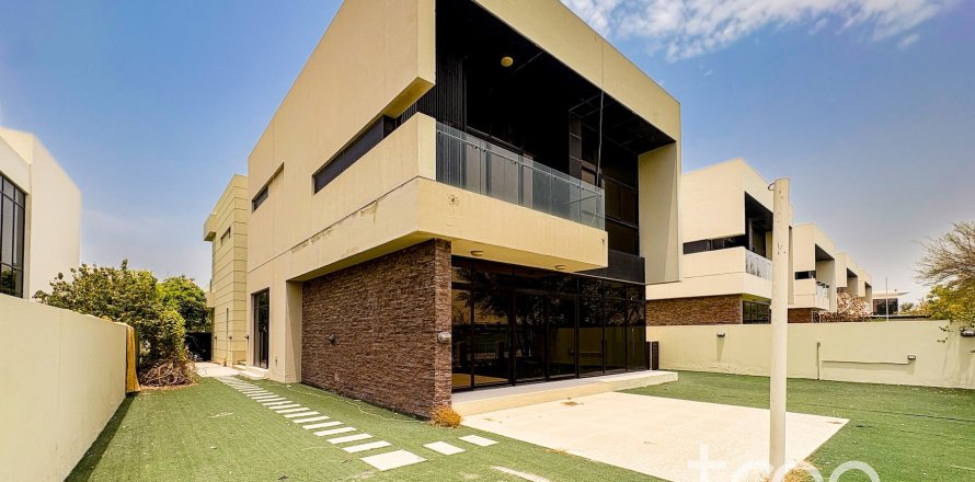 5 bedrooms Villa in Silver Springs, UAE No. 188099