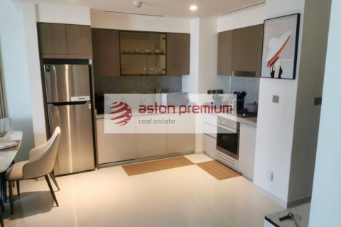 1 bedroom Apartment in EMAAR Beachfront, UAE No. 198907 20