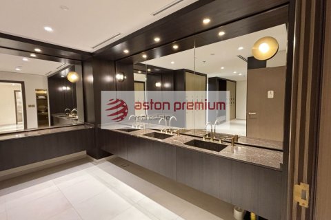 1 bedroom Apartment in EMAAR Beachfront, UAE No. 198907 7