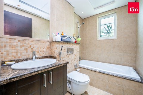 Villa de 3 dormitorios en Dubai, UAE No. 102540 26