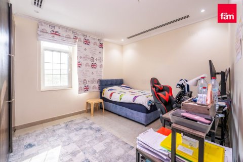Villa de 3 dormitorios en Dubai, UAE No. 102540 15