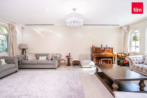Villa de 3 dormitorios en Dubai, UAE No. 102540 6
