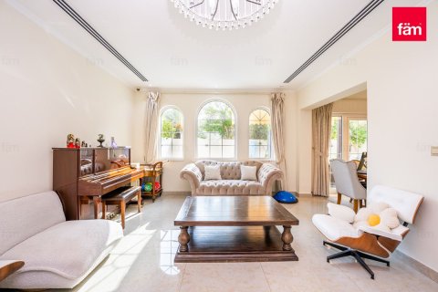 Villa de 3 dormitorios en Dubai, UAE No. 102540 5