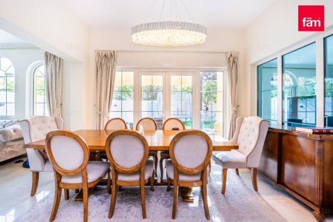 Villa de 3 dormitorios en Dubai, UAE No. 102540 4