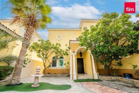 Villa de 3 dormitorios en Dubai, UAE No. 102540 22