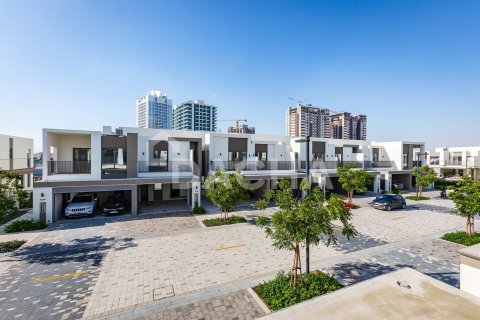 3 غرف نوم تاون هاوس في Tilal Al Ghaf, الإمارات العربية المتحدة رقم 168927 16