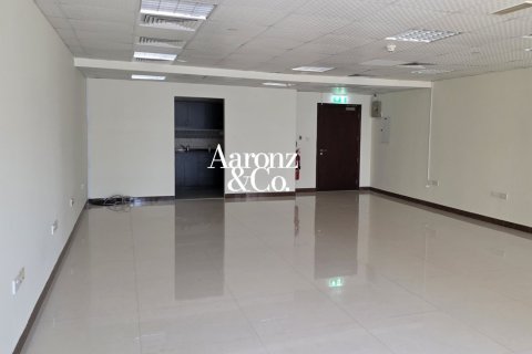 79مربع، مكتب في أبراج بحيرة جميرا, الإمارات العربية المتحدة رقم 163003 14