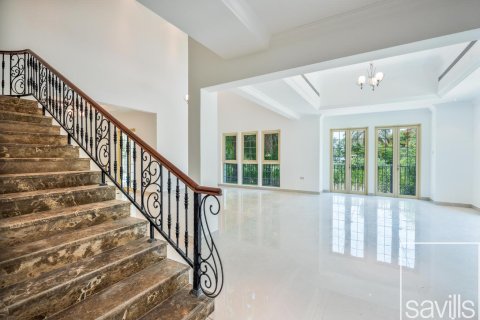 Villa de 4 dormitorios en Jumeirah Islands, UAE No. 203762 7