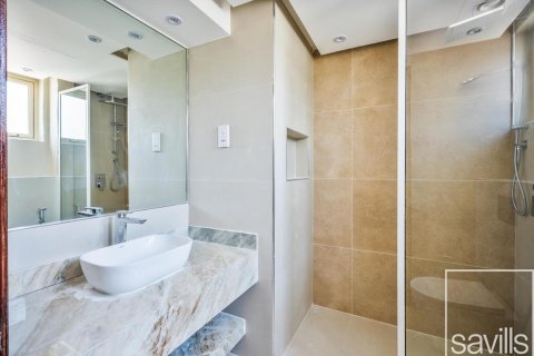 Villa de 4 dormitorios en Jumeirah Islands, UAE No. 203762 21