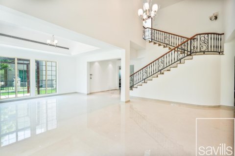 Villa de 4 dormitorios en Jumeirah Islands, UAE No. 203762 4