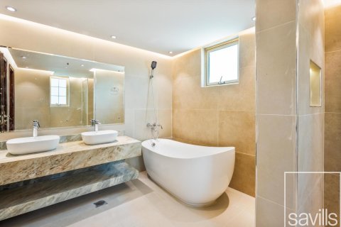 Villa de 4 dormitorios en Jumeirah Islands, UAE No. 203762 18