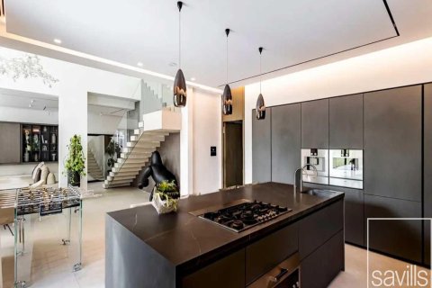 Villa de 4 dormitorios en Jumeirah Islands, UAE No. 203760 4