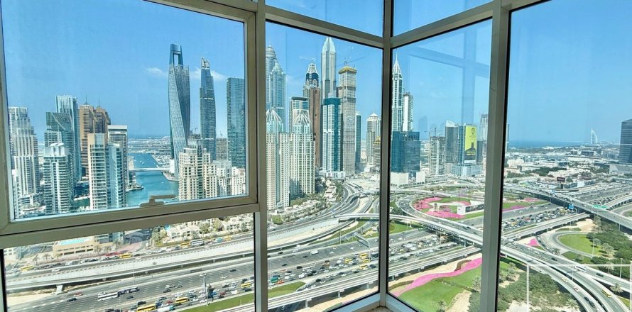 Apartment de 3 dormitorios en Jumeirah Lake Towers, UAE No. 203761