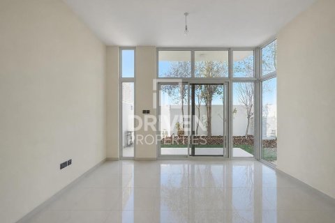3 bedrooms Townhouse in Dubai, UAE No. 199894 7