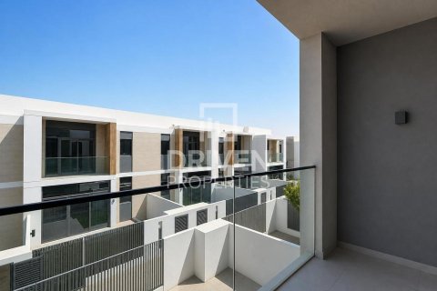 3 bedrooms Townhouse in Ruba, UAE No. 199897 7