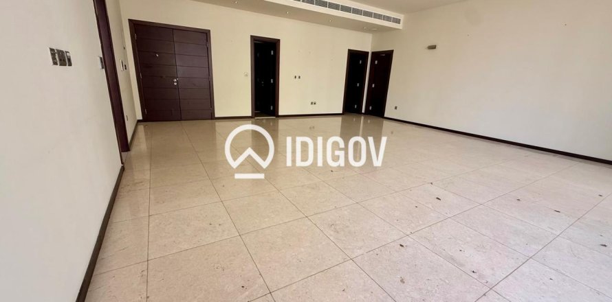 Apartment de 3 dormitorios en Tiara Residences, UAE No. 184872