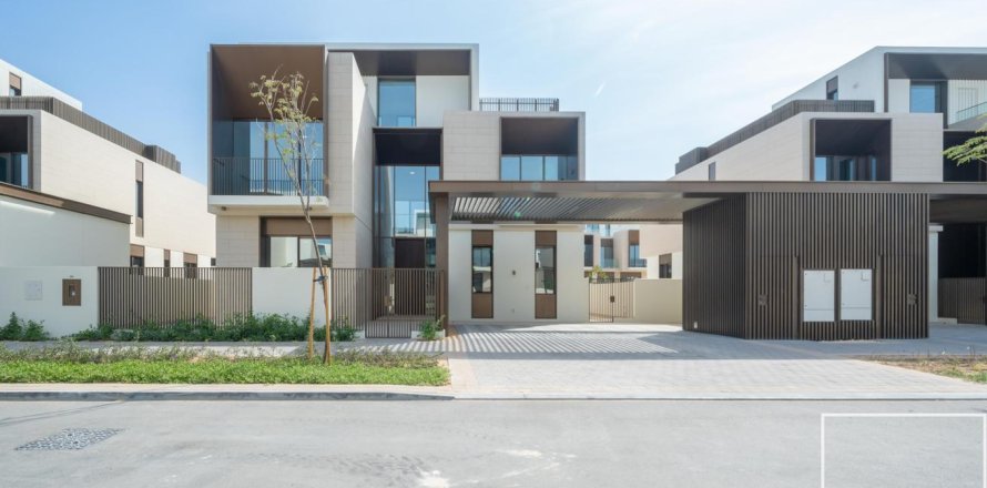 5 bedrooms Villa No. 118204