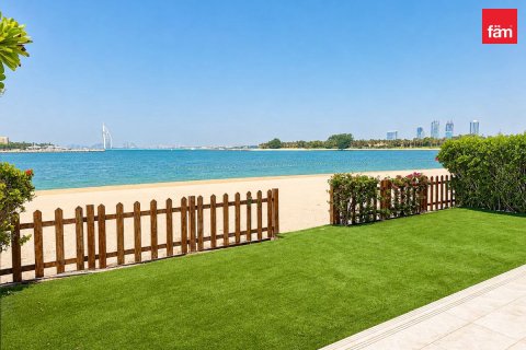 Villa de 5 chambres à Palm Jumeirah, UAE No. 205838