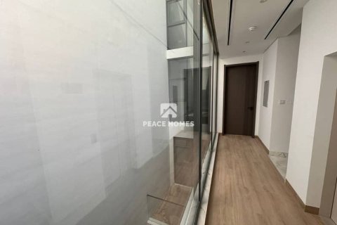 Villa de 4 chambres à Jumeirah Village Circle, UAE No. 15709 15