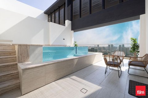2 bedrooms Apartment in Dubai, UAE No. 163872