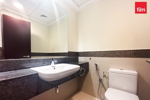 Квартира с 2 спальнями в Culture Village, ОАЭ №146379 15