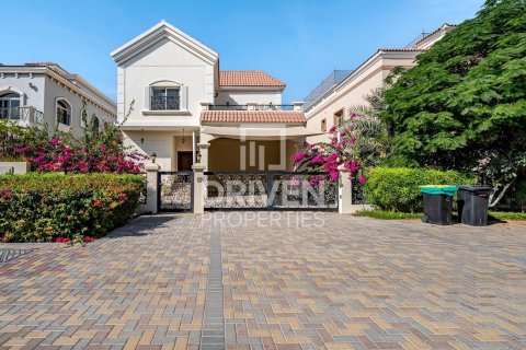 Villa de 5 chambres à The Villa, UAE No. 206562 5