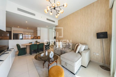 Apartment de 3 dormitorios en Burj Royale, UAE No. 190711 4