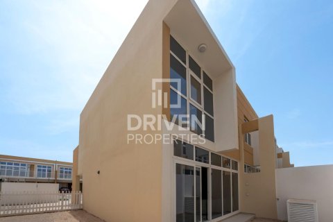 3 bedrooms Townhouse in Dubai, UAE No. 190710 17