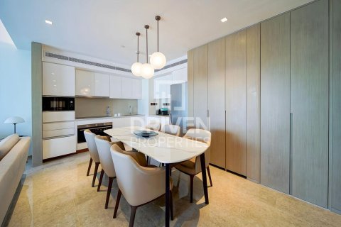 3 bedrooms Apartment in Address Harbour Point, UAE No. 193615 14