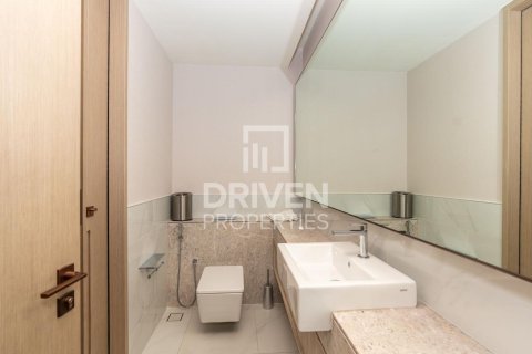 Квартира с 2 спальнями в Address Harbour Point, ОАЭ №193619 16