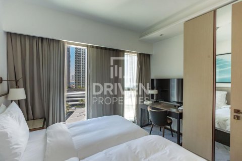 Квартира с 2 спальнями в Address Harbour Point, ОАЭ №193619 12
