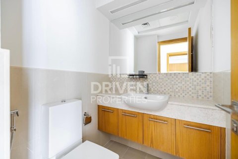 Квартира с 1 спальней в Bellevue Towers, ОАЭ №193616 9