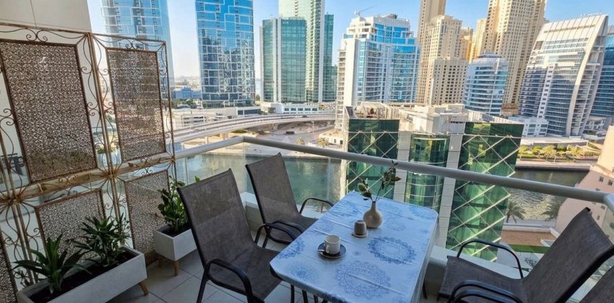 Apartment de 2 dormitorios en Dubai Marina, UAE No. 210241