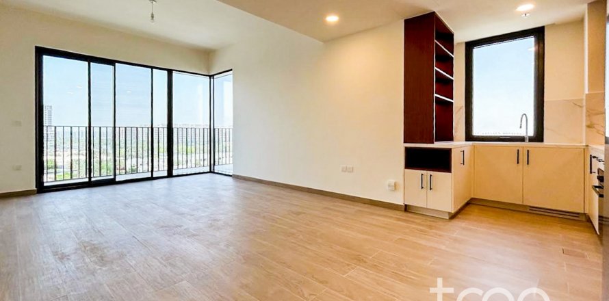 Apartment de 2 dormitorios en Town Square, UAE No. 173765