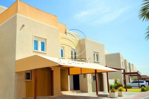 Villa de 3 dormitorios en Al Reef, UAE No. 91070 2