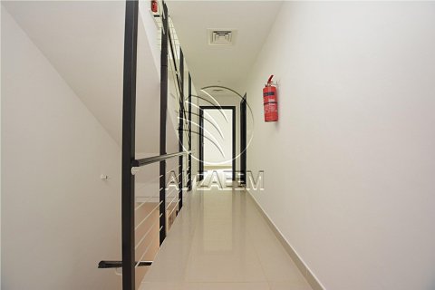 Villa de 3 dormitorios en Al Reef, UAE No. 91070 8
