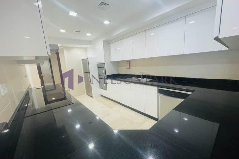 Квартира с 3 спальнями в Доха, Катар №60984 8