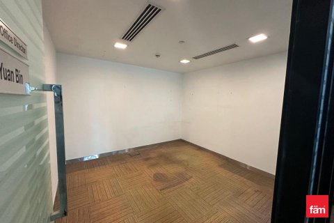 125مربع، مكتب في دبي, الإمارات العربية المتحدة رقم 205437 8