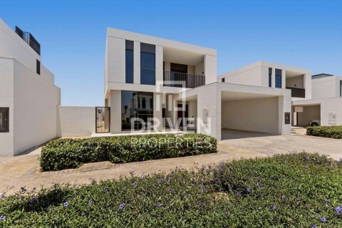 4 bedrooms Villa in EMAAR South, UAE No. 192569 31