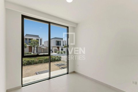 4 bedrooms Villa in EMAAR South, UAE No. 192569 6
