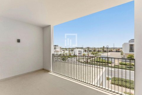 4 bedrooms Villa in EMAAR South, UAE No. 192569 25
