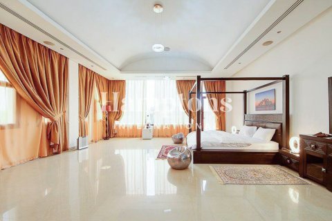 Villa de 7 dormitorios en Emirates Hills, UAE No. 163198 10