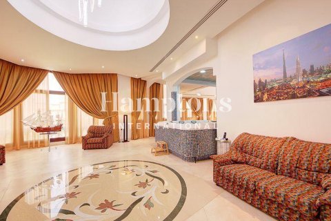 Villa de 7 dormitorios en Emirates Hills, UAE No. 163198 27