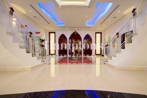 Villa de 7 dormitorios en Emirates Hills, UAE No. 163198 11