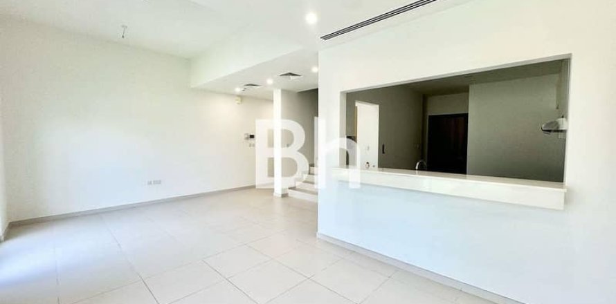 Townhouse de 3 dormitorios  No. 113643
