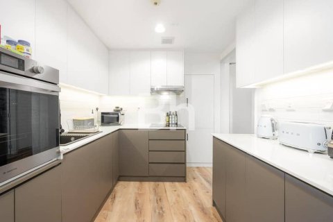 Квартира с 3 спальнями  №113782 15