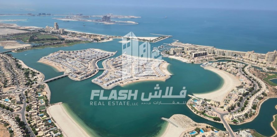 Villa de 7 dormitorios en Al Hamra Village, UAE No. 88281