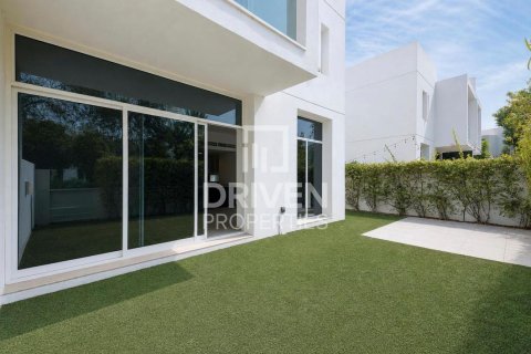 Townhouse de 3 chambres à Arabella Townhouses, UAE No. 209952 25