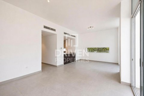 Townhouse de 3 chambres à Arabella Townhouses, UAE No. 209952 4