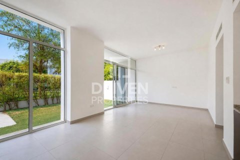 Townhouse de 3 chambres à Arabella Townhouses, UAE No. 209952 6
